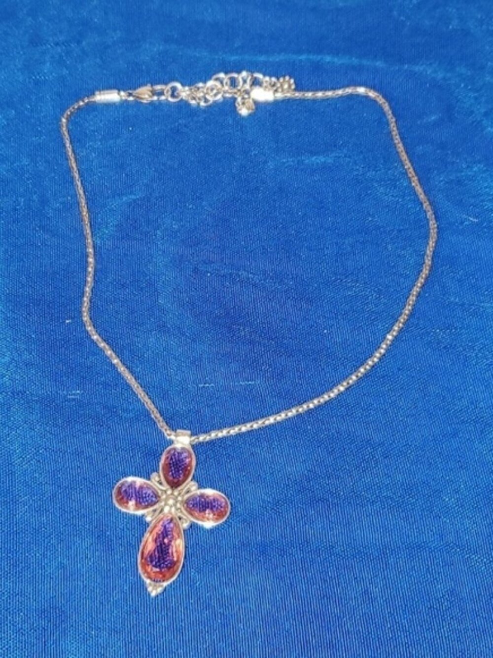 Rare retired Brighton pink La Vie silver cross necklace